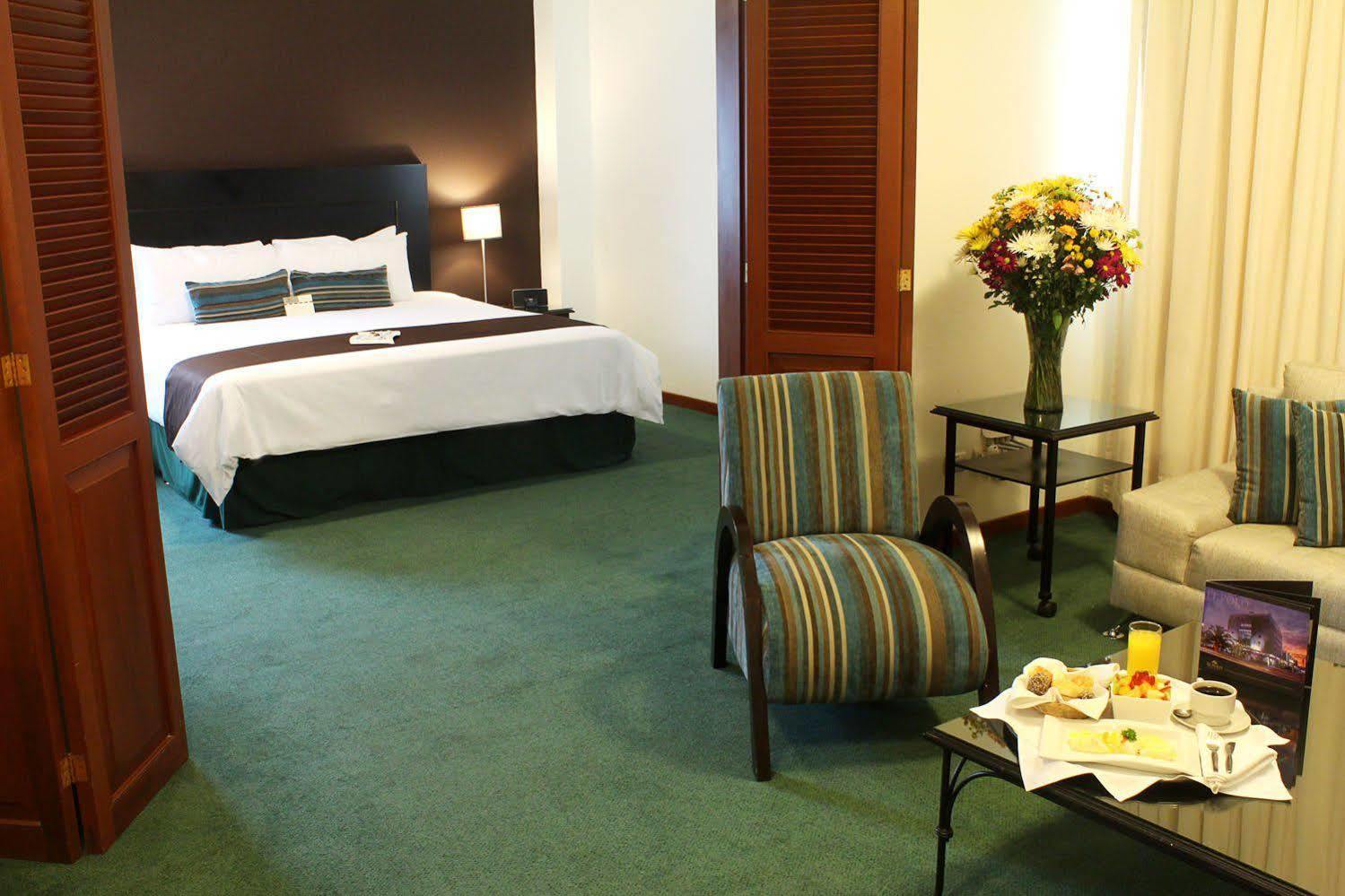 El Polo Apart Hotel & Suites Ліма Екстер'єр фото